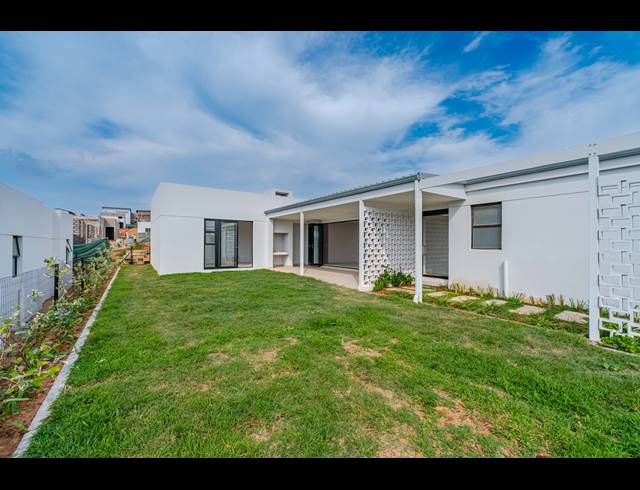 3 BEDROOM FREEHOLD FOR SALE IN ZULULAMI LUXURY COASTAL ESTATE